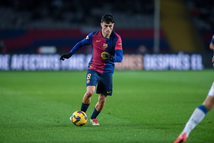 记者：皇马主席心仪巴萨中场佩德里，但是喜欢和得到是两码事